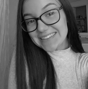 Meet your Posher, Maddie